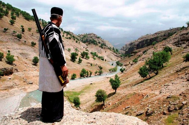 بزرگان و مشاهیر